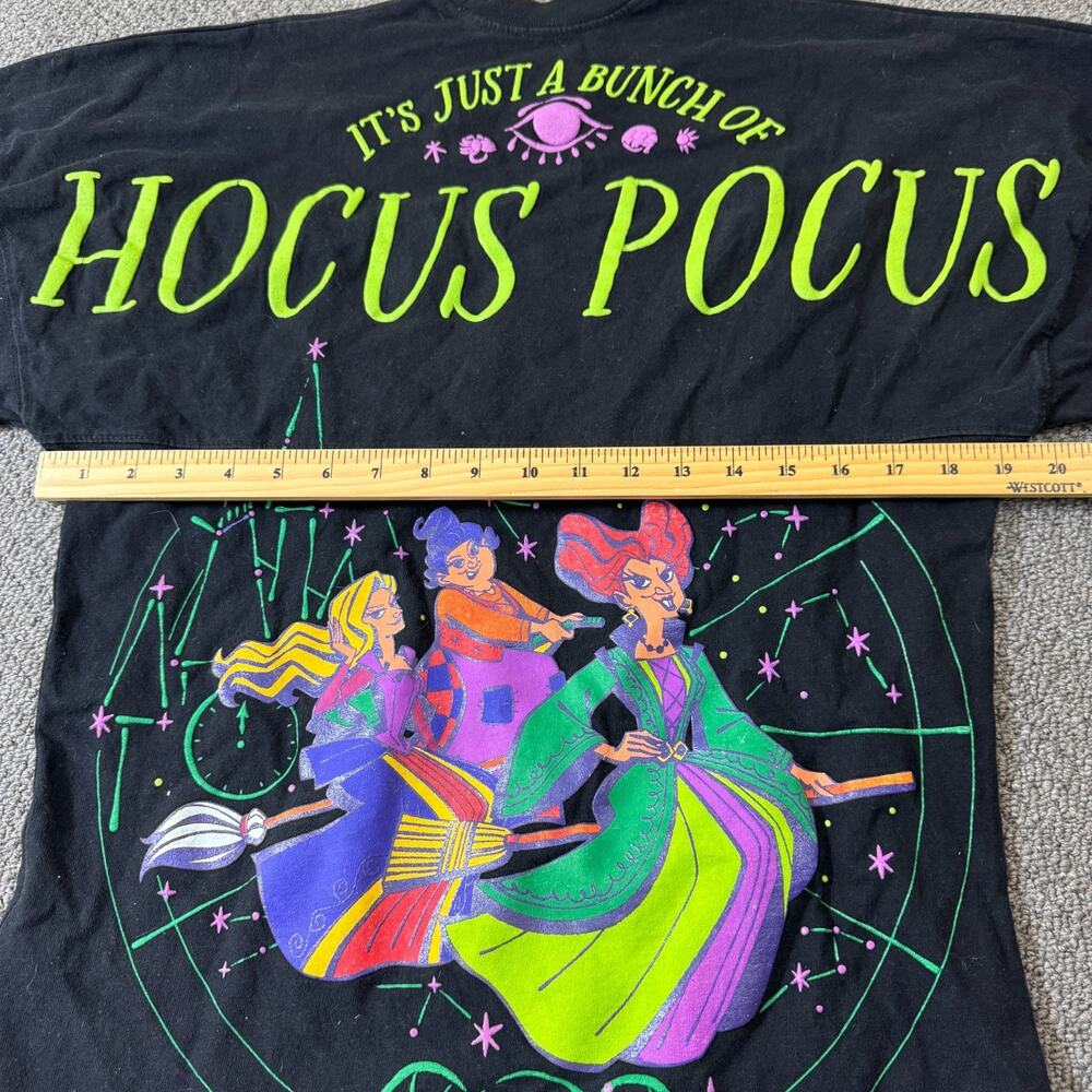 Disney Parks 2021 Hocus Pocus Glow in the Dark Spirit Jersey Crewneck Size XS - Picture 4 of 7